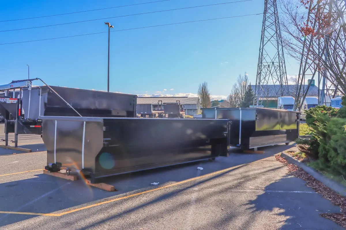 Professional dumpster rental and junk removal service in Middle Smithfield